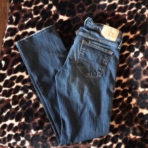 American Eagle sz 4 short